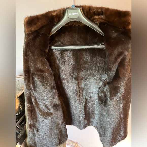 Sanchini Collection Man’s Sable Short                          Made in Italy - Picture 11 of 14